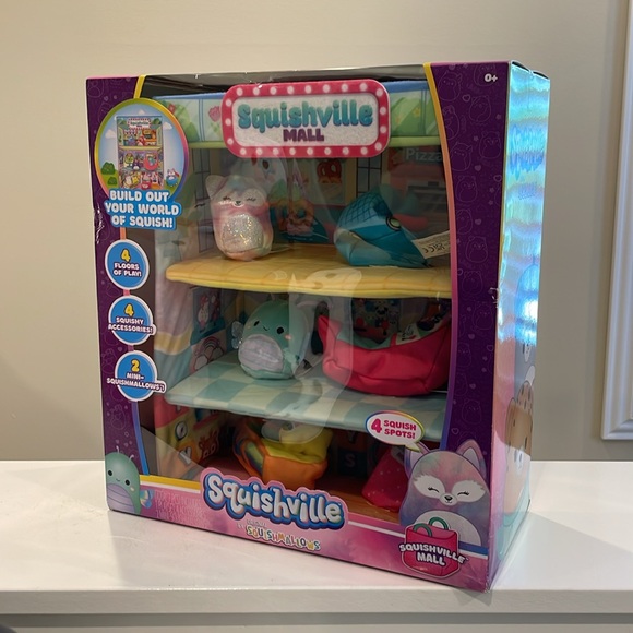 New Squishville Mall by Squishmallows Playset - Picture 2 of 7